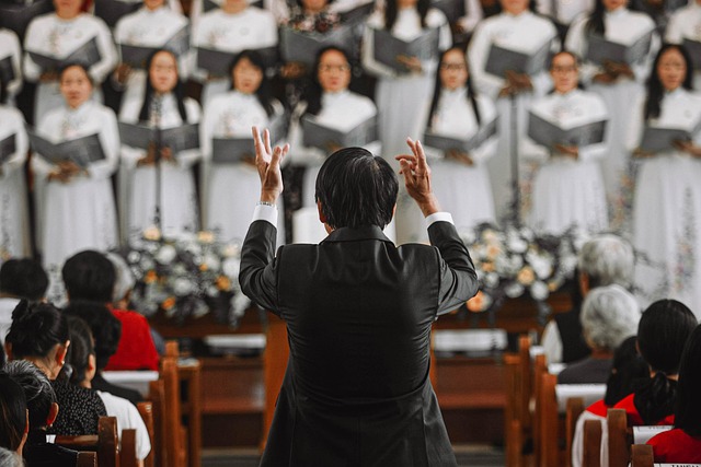 church-640x480-72175882.jpeg