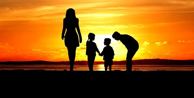 family-640x480-82102763.jpeg