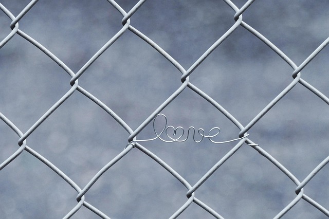 love-640x480-60173541.jpeg