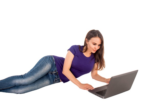 online-dating-640x480-88662887.jpeg