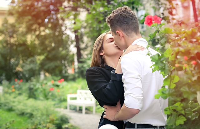 relationship-640x480-81999823.jpeg