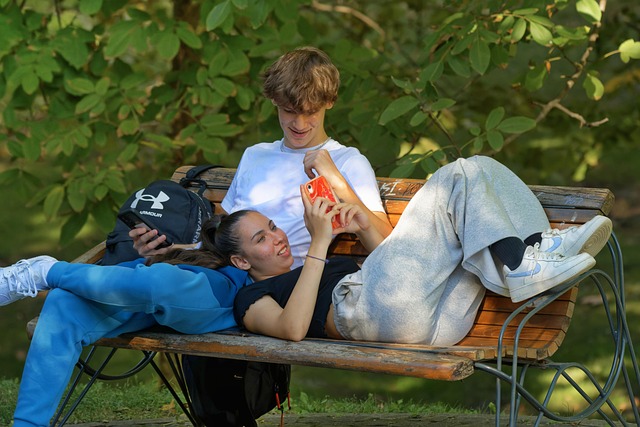 dating-640x480-33476955.jpeg