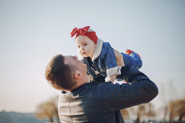 family-640x480-60367901.jpeg