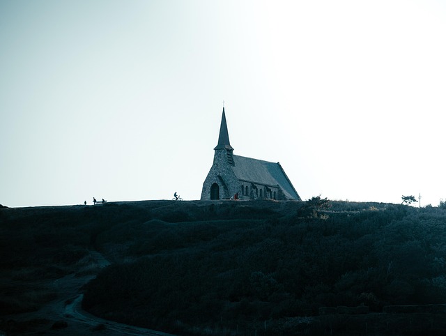 church-640x480-22428366.jpeg