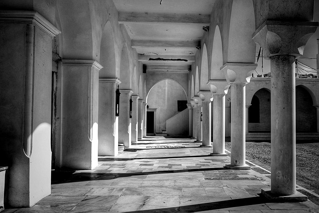 church-640x480-86971547.jpeg