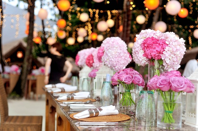 wedding-640x480-13312091.jpeg