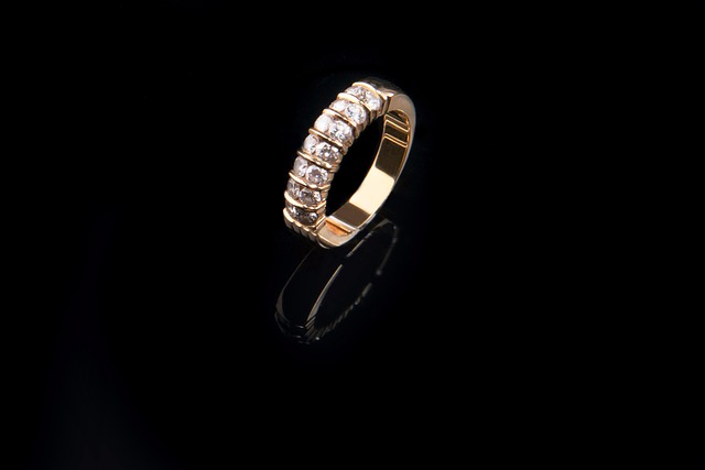 wedding-engagement-640x480-87999867.jpeg