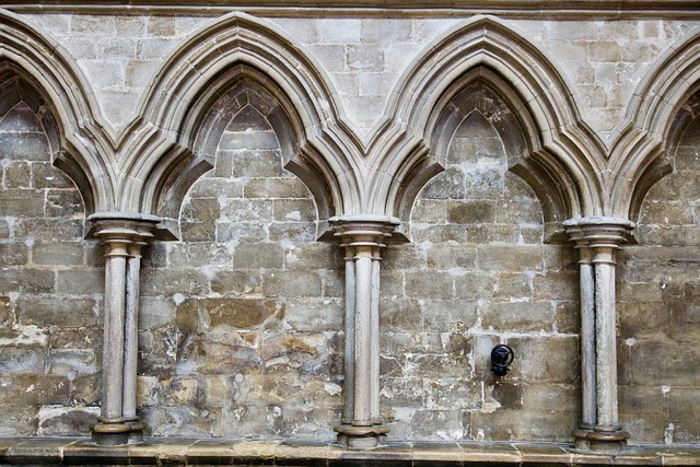 church-640x480-28157243.jpeg