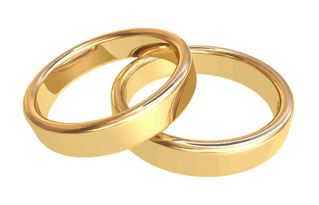wedding-engagement-640x480-31778788.png