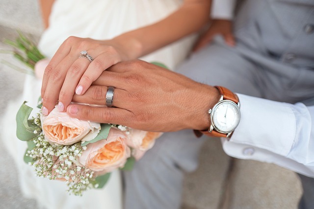marriage-640x480-25357107.jpeg