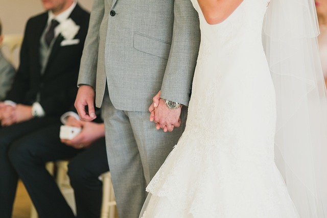 wedding-engagement-640x480-45392505.jpeg