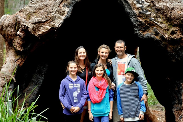 family-640x480-59341475.jpeg