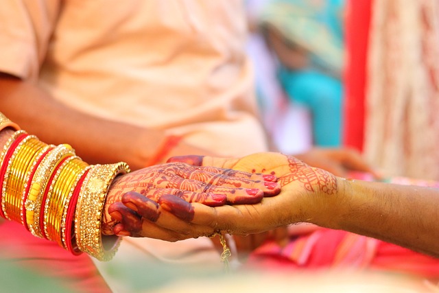 Transform Your Marriage: Free Online Courses for Better Communication & Savings